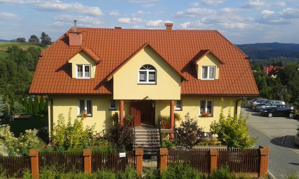 Dworek Julia - Klimatyzowane Komfortowe Pokoje Nad Solina - Bieszczady Polańczyk Exterior foto